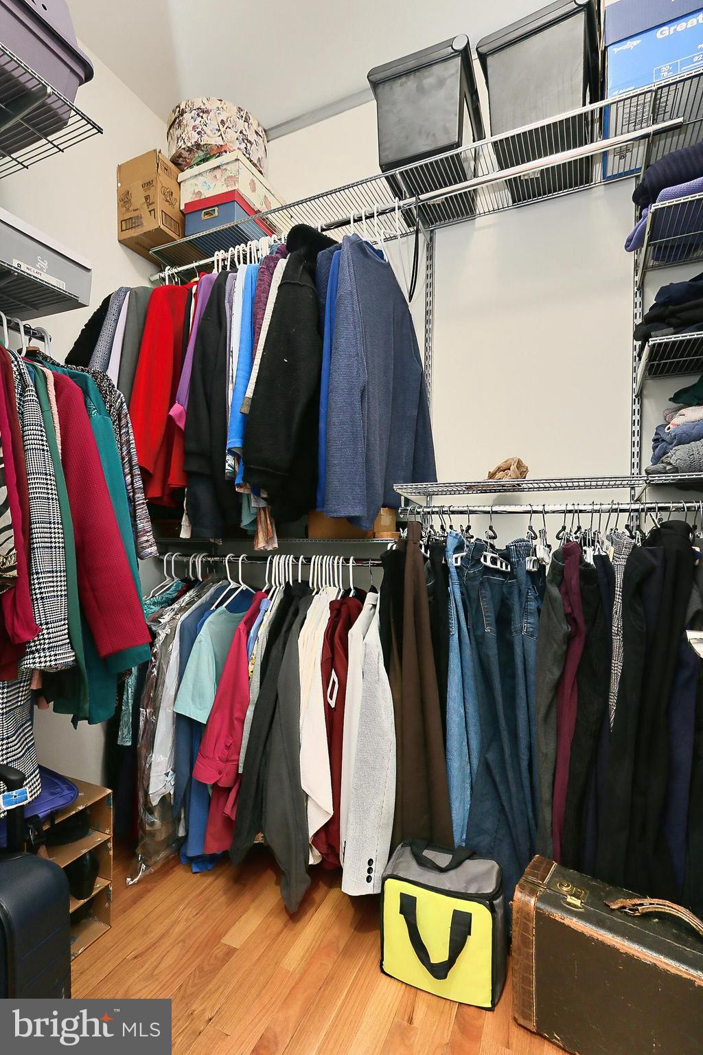 BARCROFT - Residential