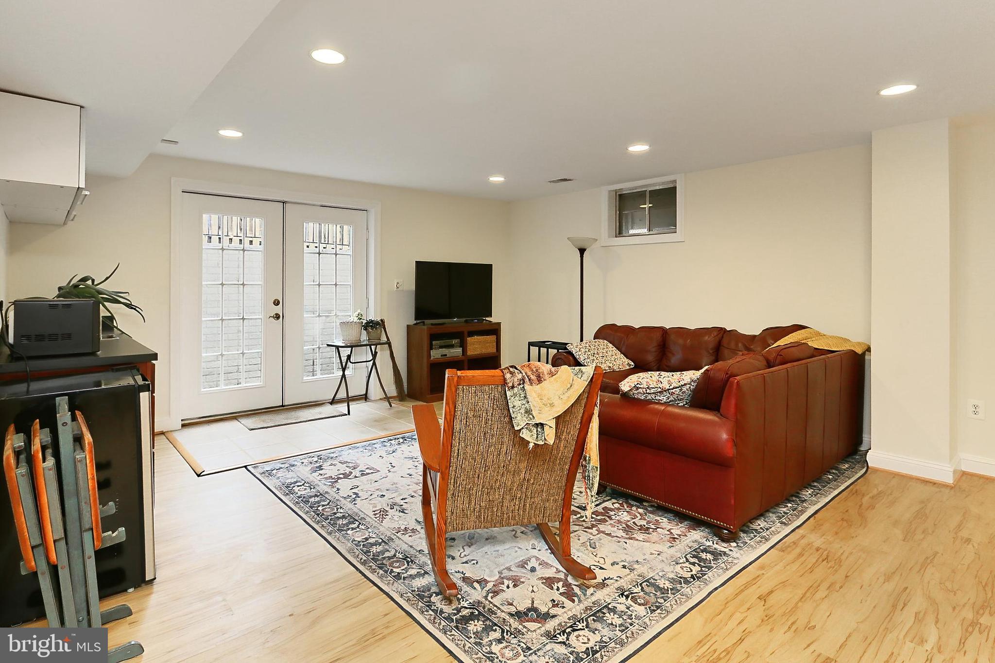 BARCROFT - Residential