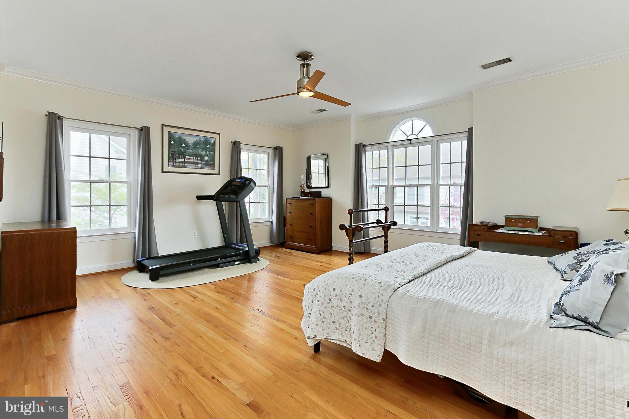 BARCROFT - Residential