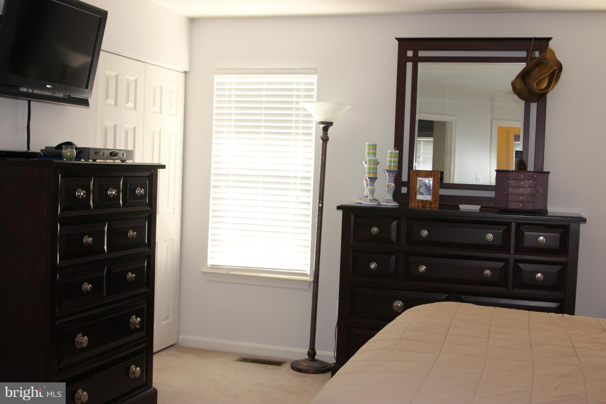 SOUTH RIDING - Residential