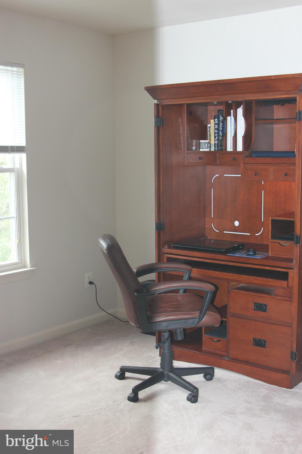 SOUTH RIDING - Residential