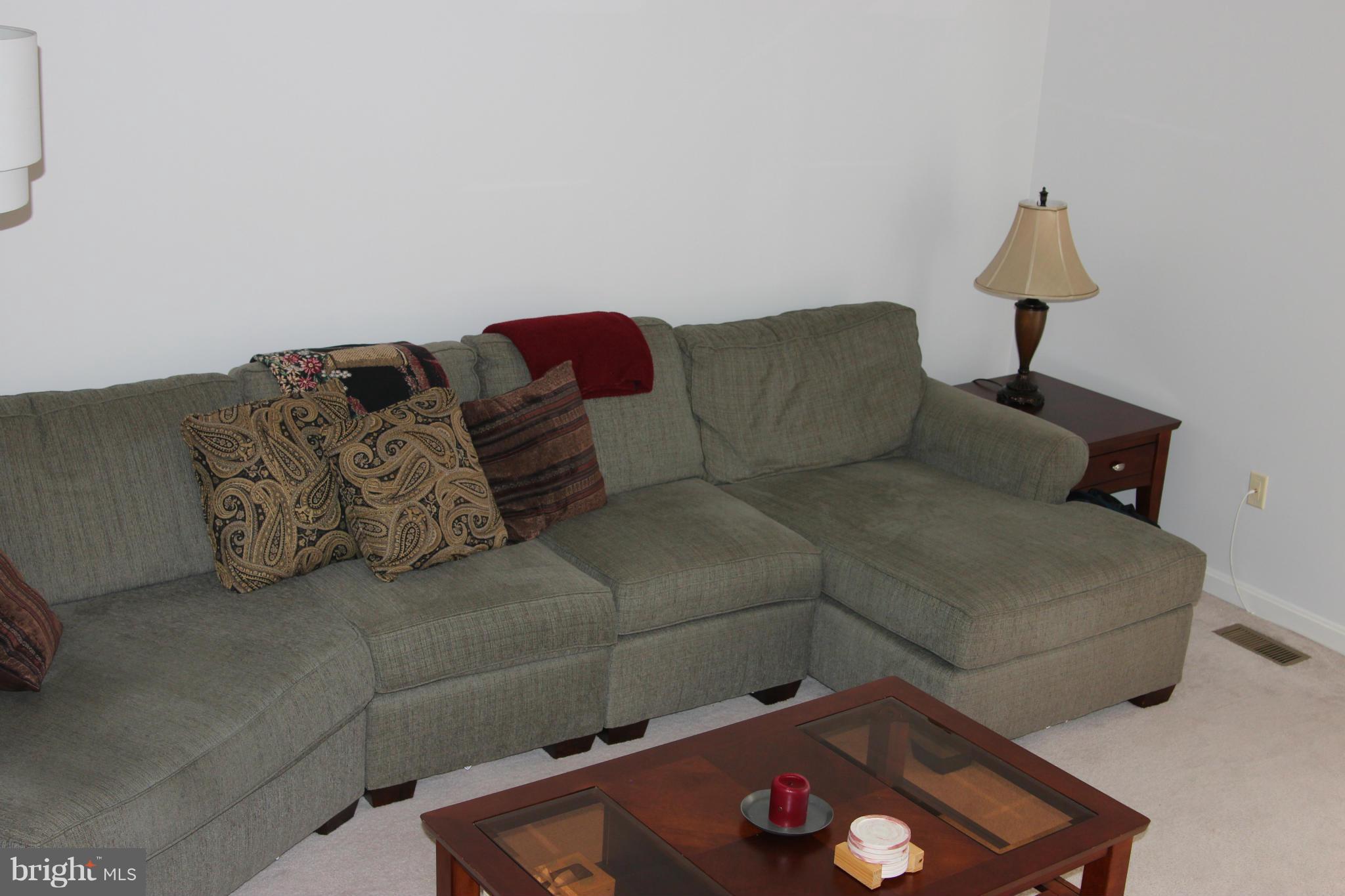 SOUTH RIDING - Residential