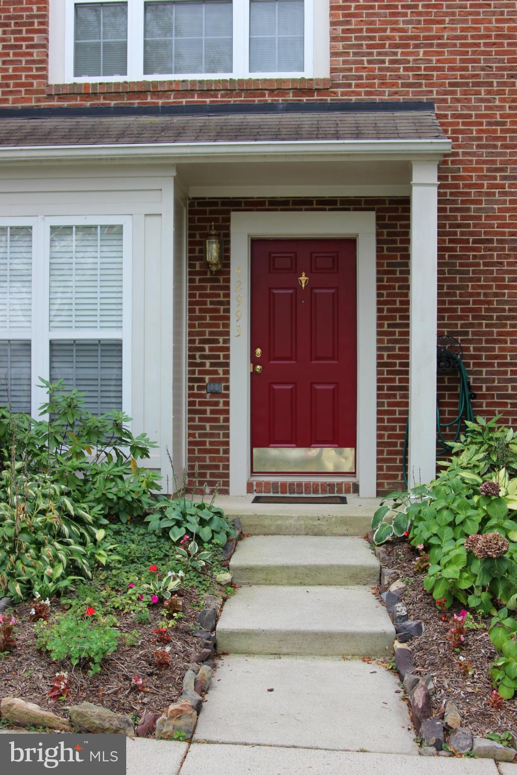 SOUTH RIDING - Residential