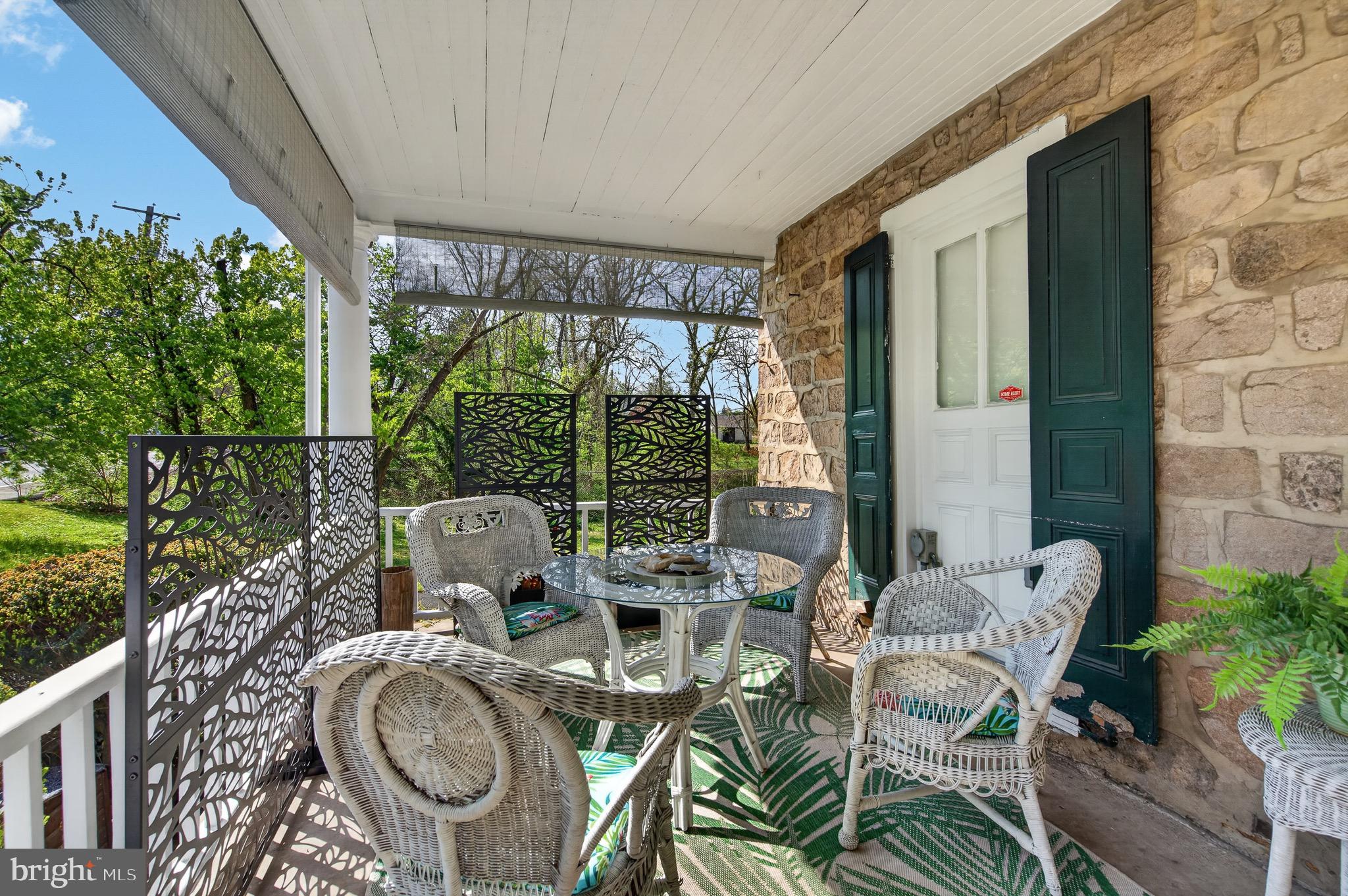 GLENSIDE - Residential