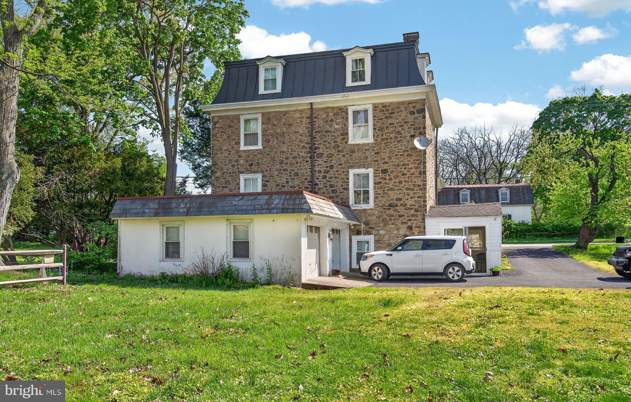 GLENSIDE - Residential