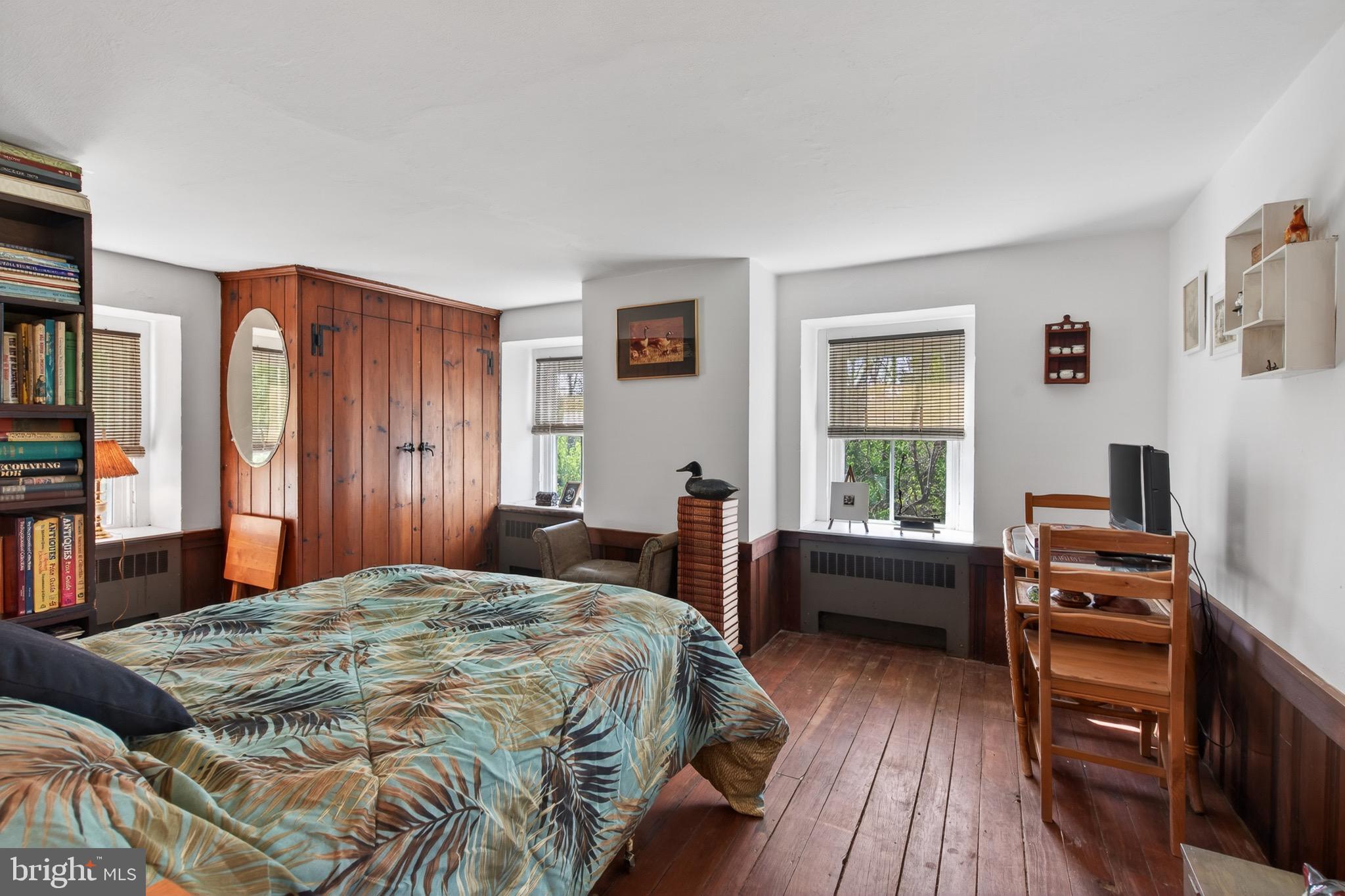 GLENSIDE - Residential