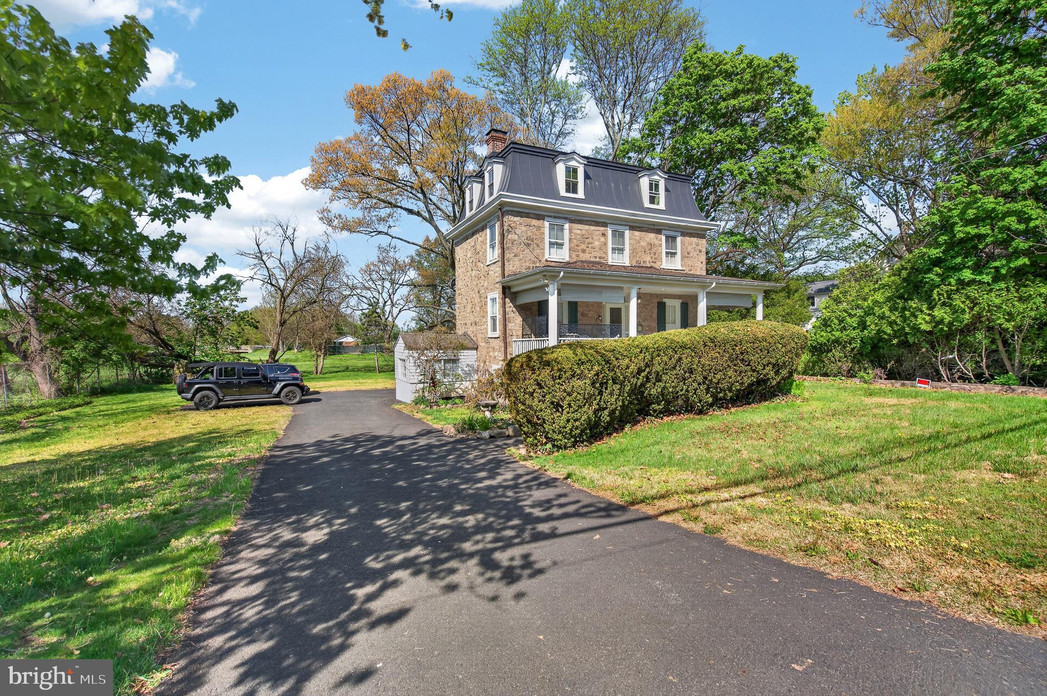GLENSIDE - Residential
