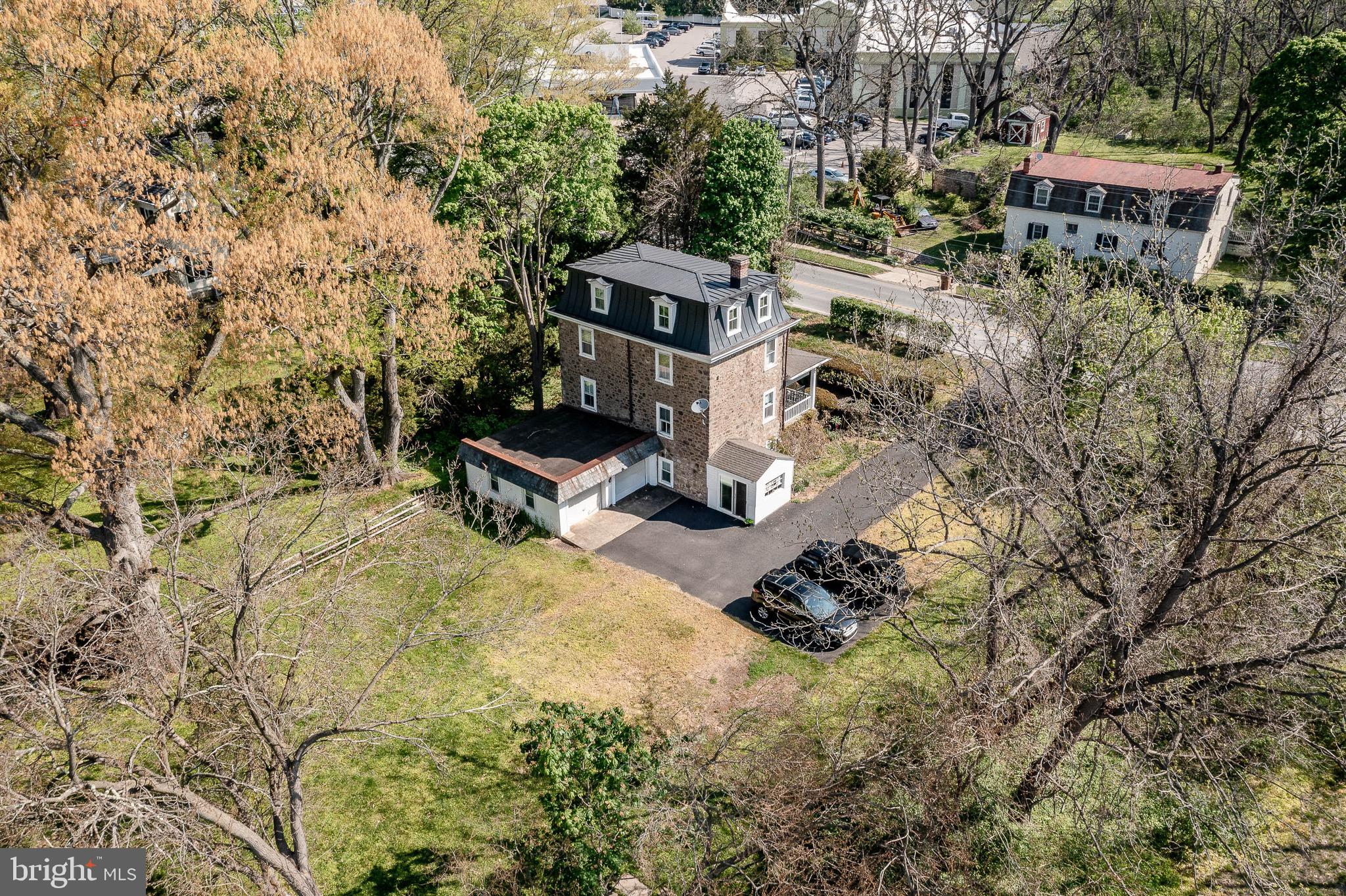GLENSIDE - Residential