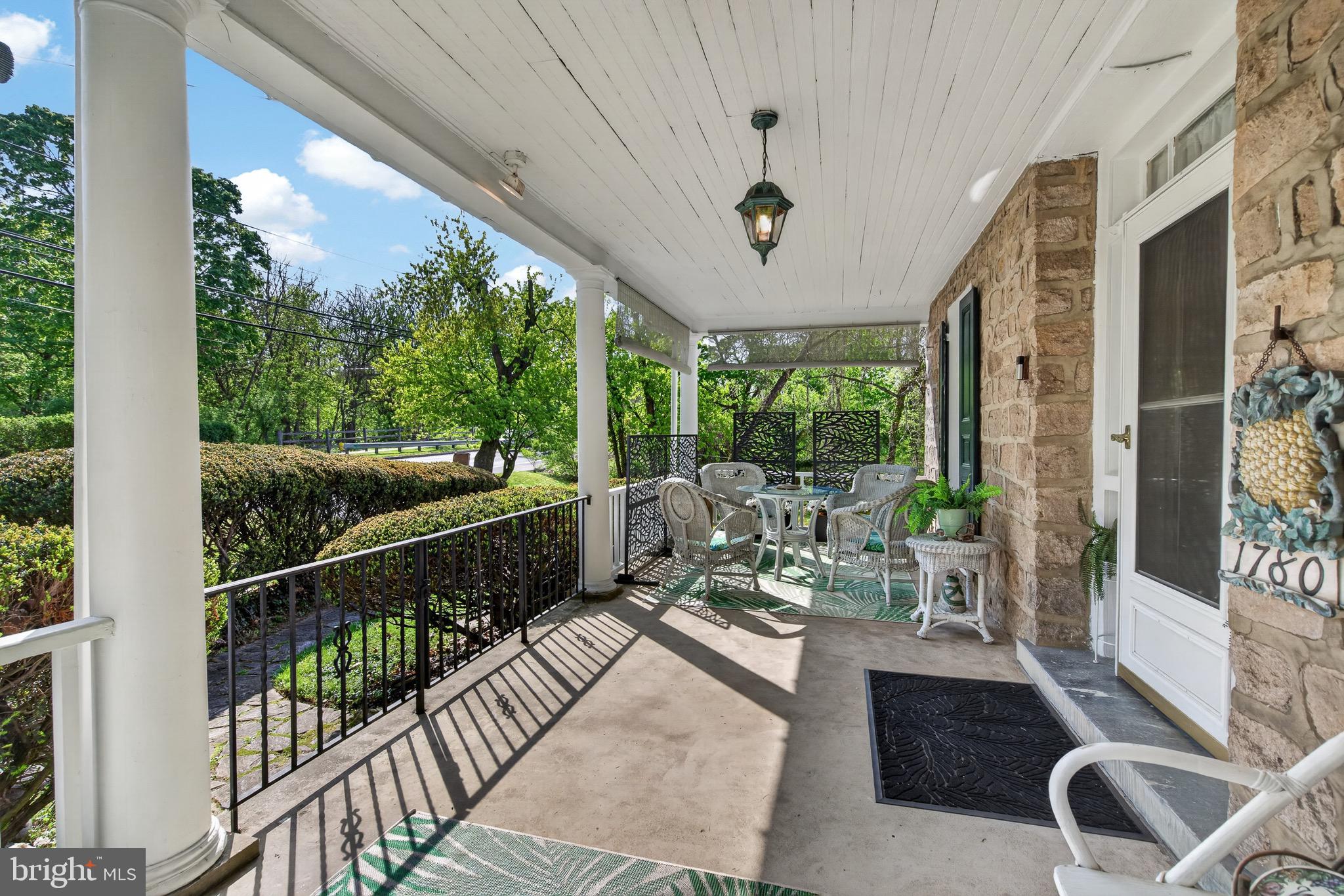GLENSIDE - Residential