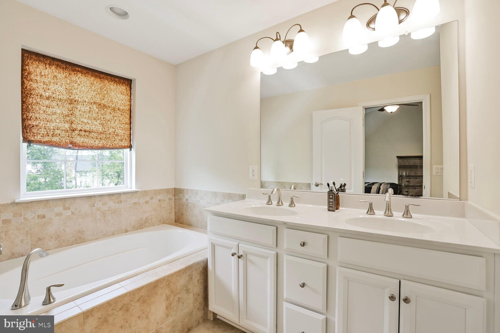 RAPPAHANNOCK LANDING - Residential