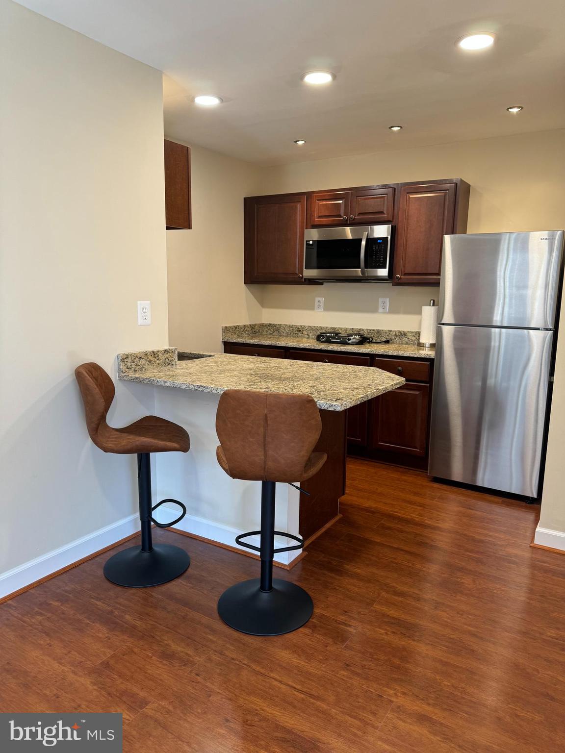 PORT POTOMAC - Residential Lease