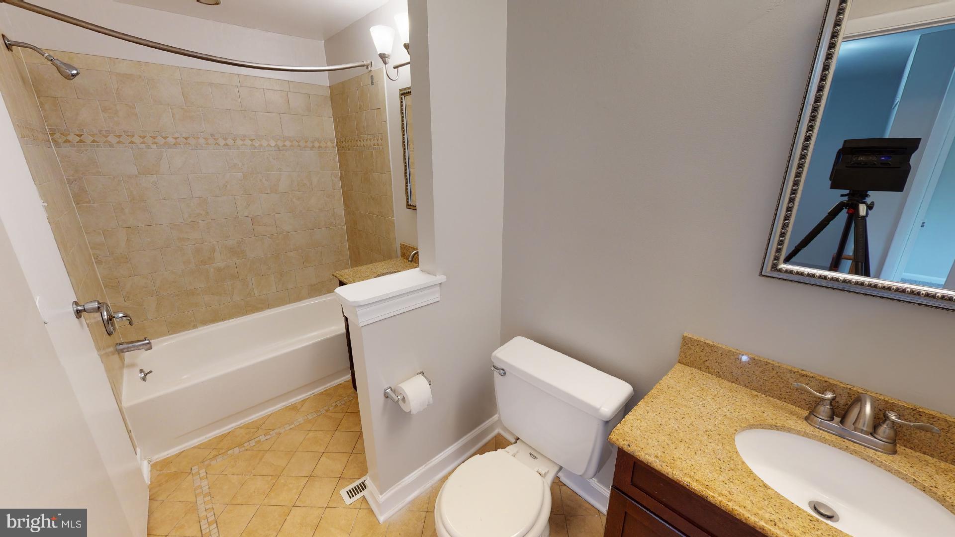 ELIZABETHS LANDING - Residential