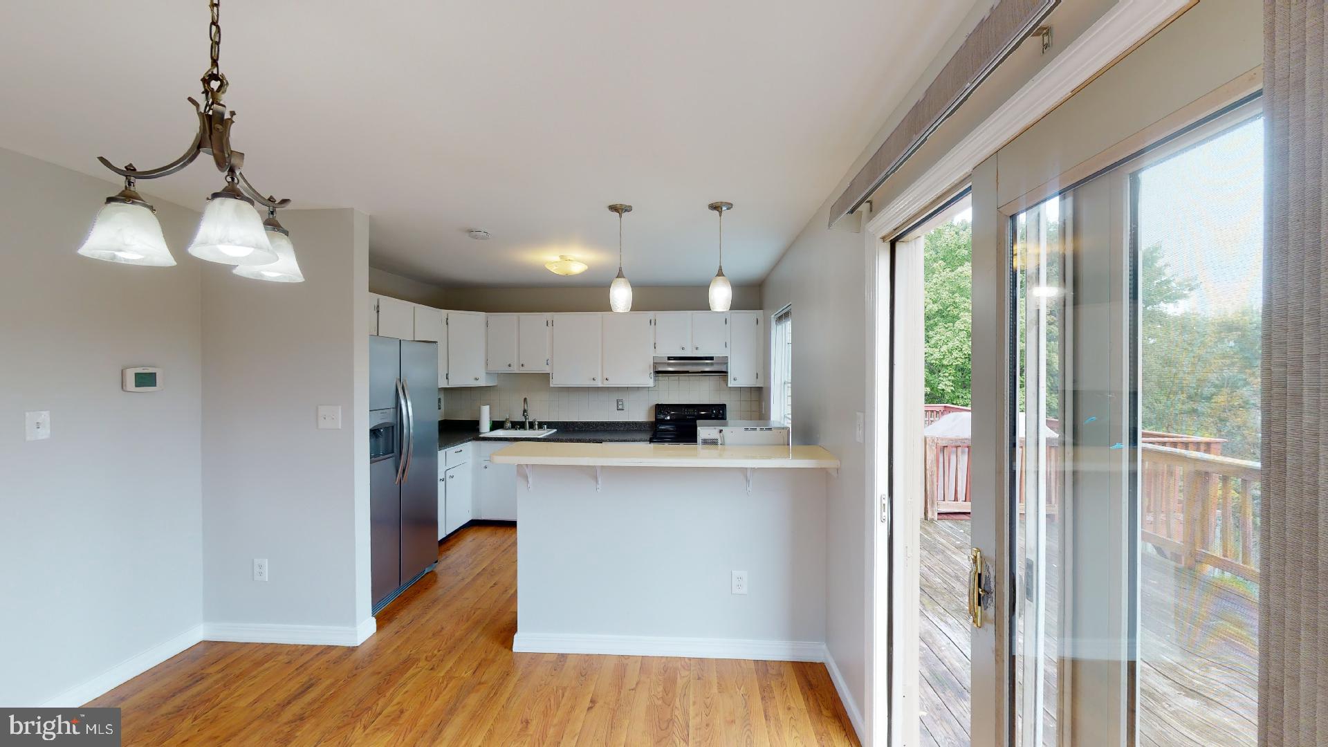 ELIZABETHS LANDING - Residential