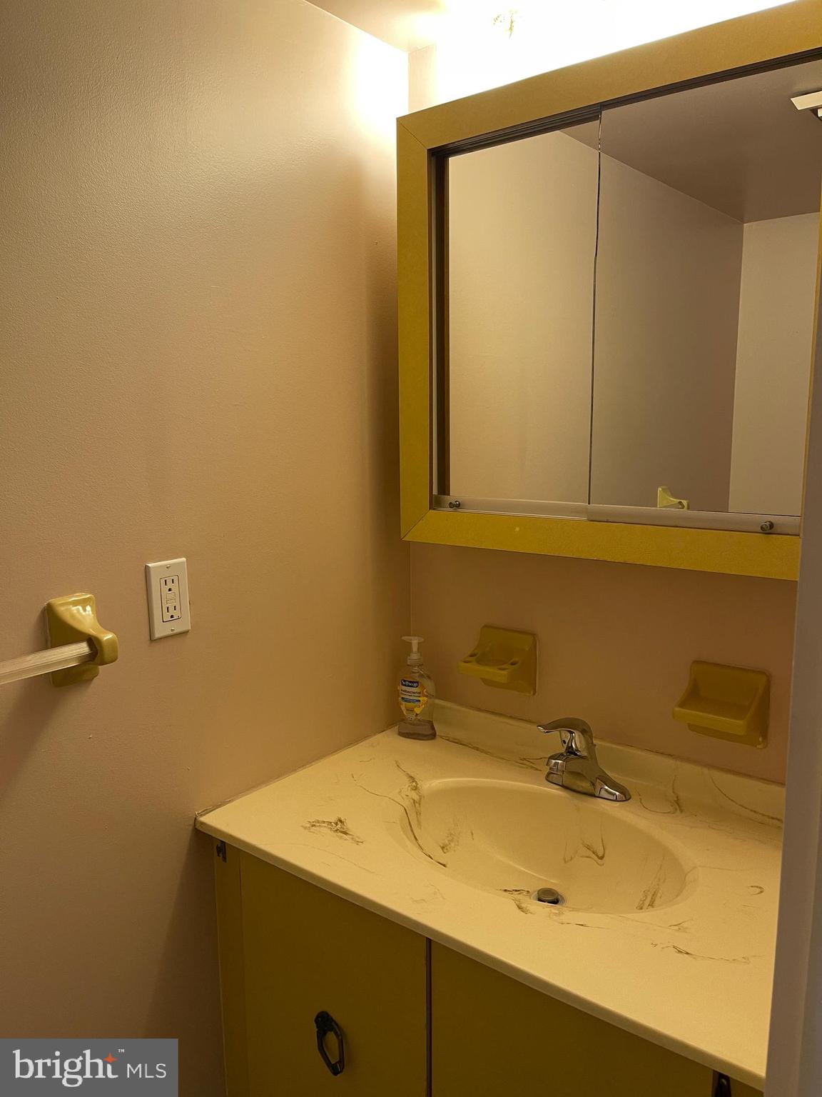 AVENUE OF THE ARTS - Residential