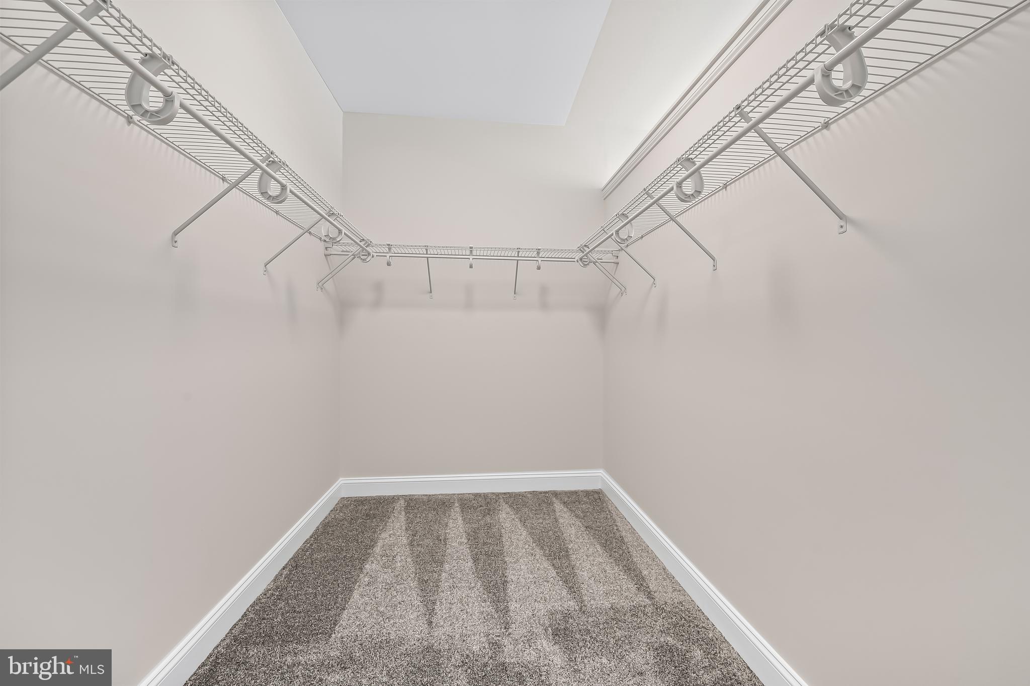 BARCLAY - Residential