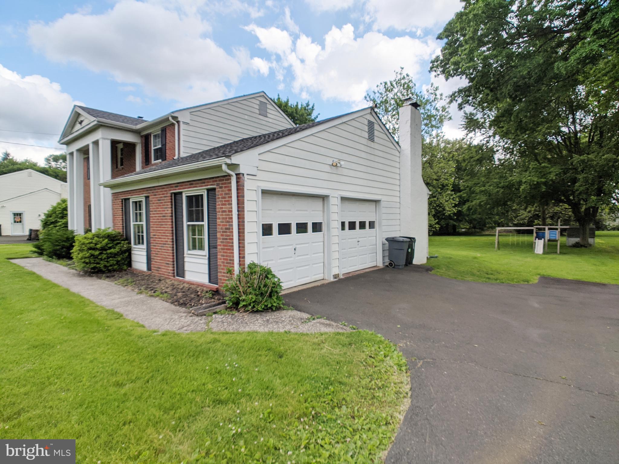 COLLEGE PARK - Residential Lease