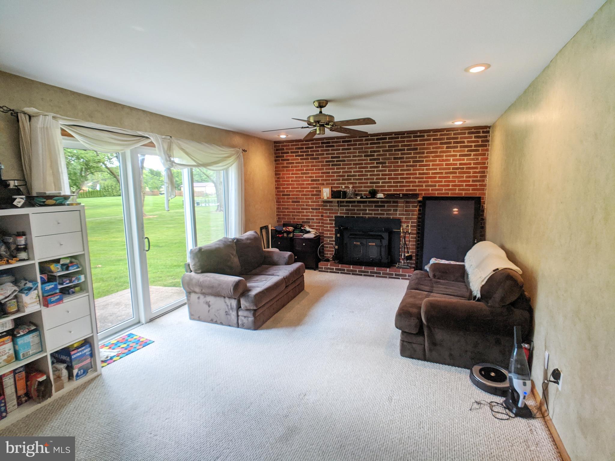 COLLEGE PARK - Residential Lease