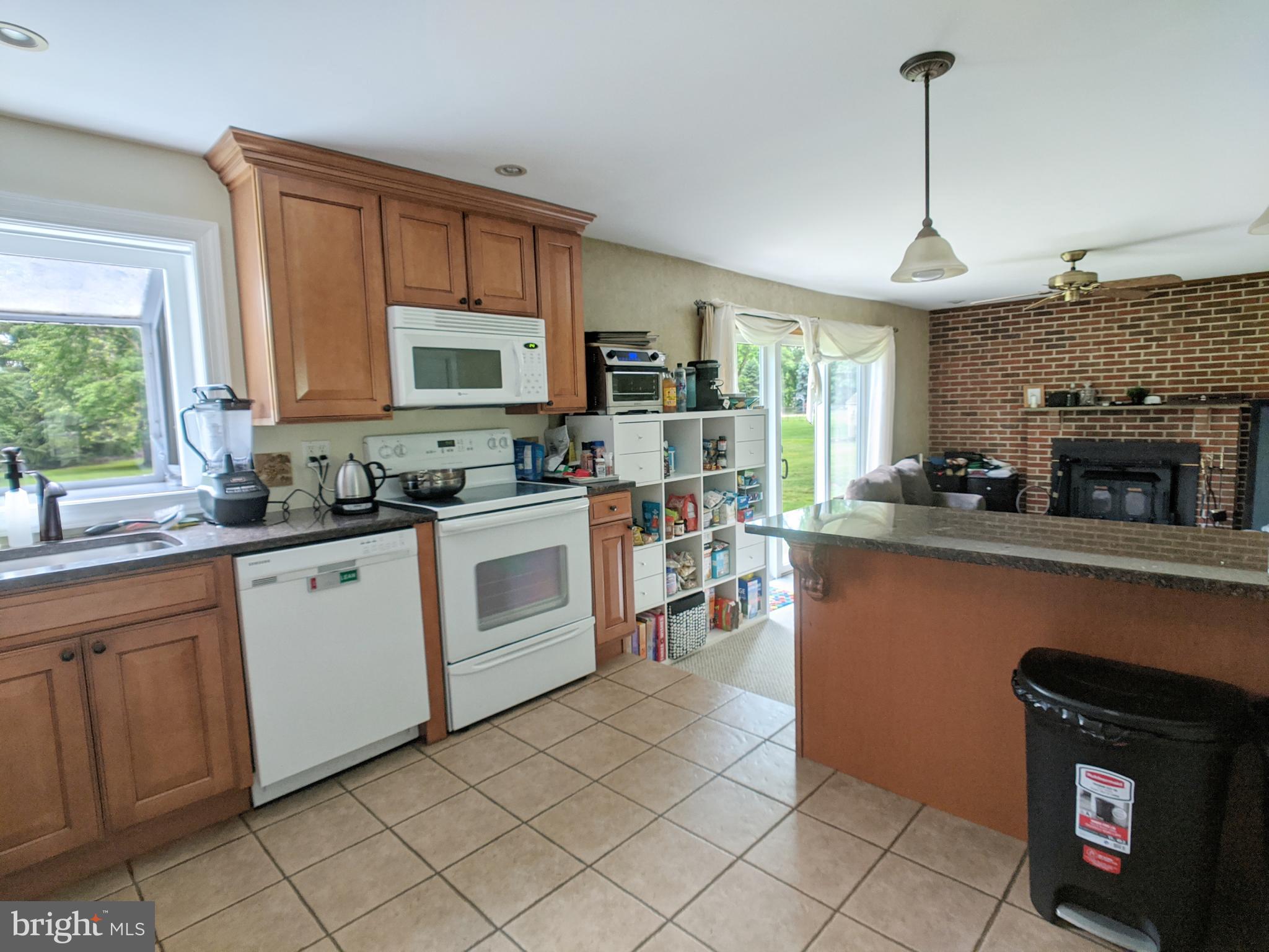 COLLEGE PARK - Residential Lease