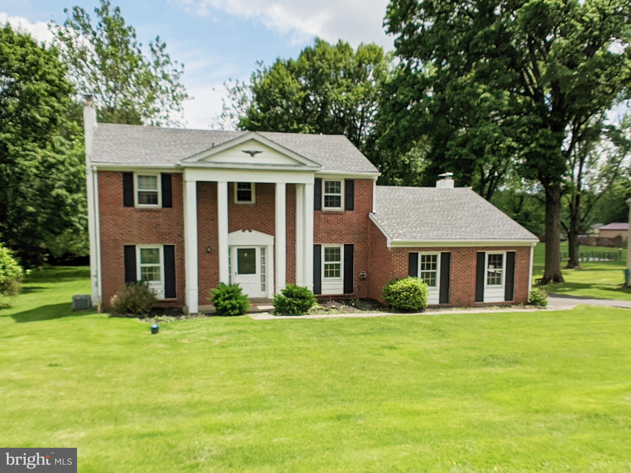 COLLEGE PARK - Residential Lease