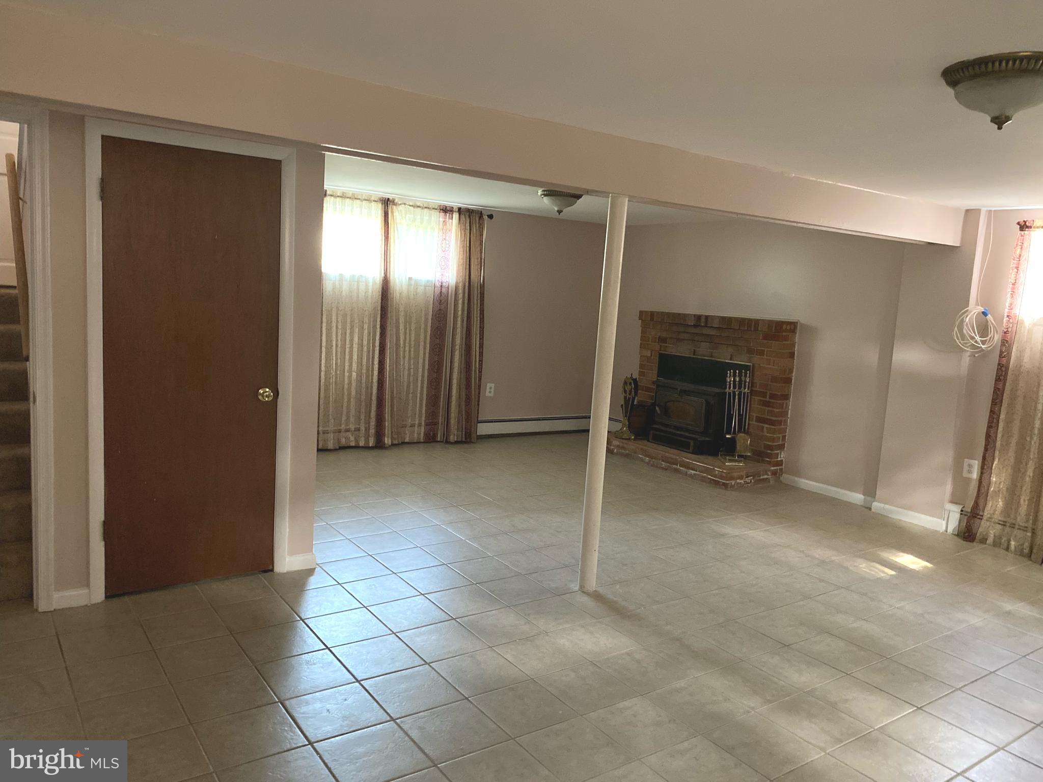 CHELTENHAM - Residential Lease