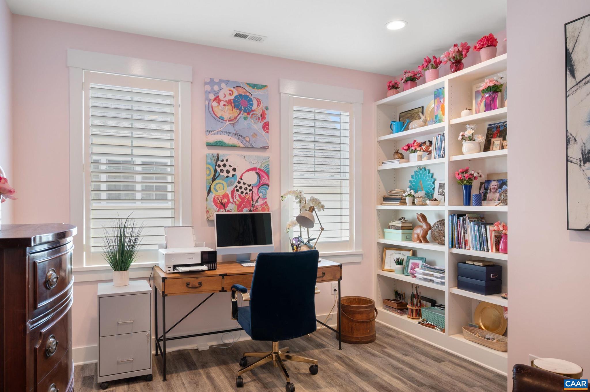 OLD TRAIL - Residential