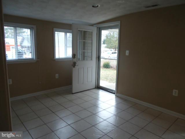 NORTH CHESAPEAKE BEACH - Residential Lease