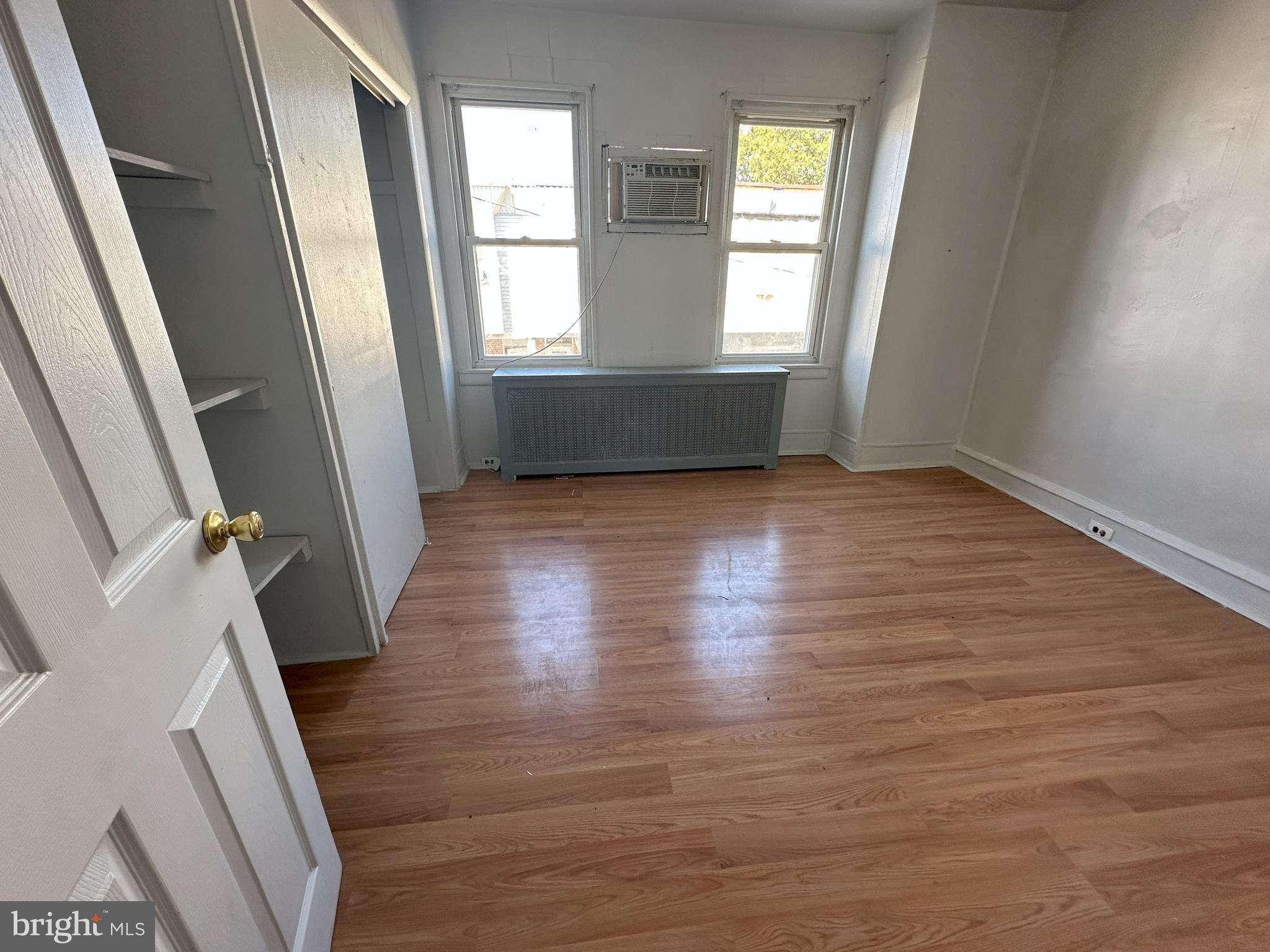 PHILADELPHIA (SOUTH) - Residential