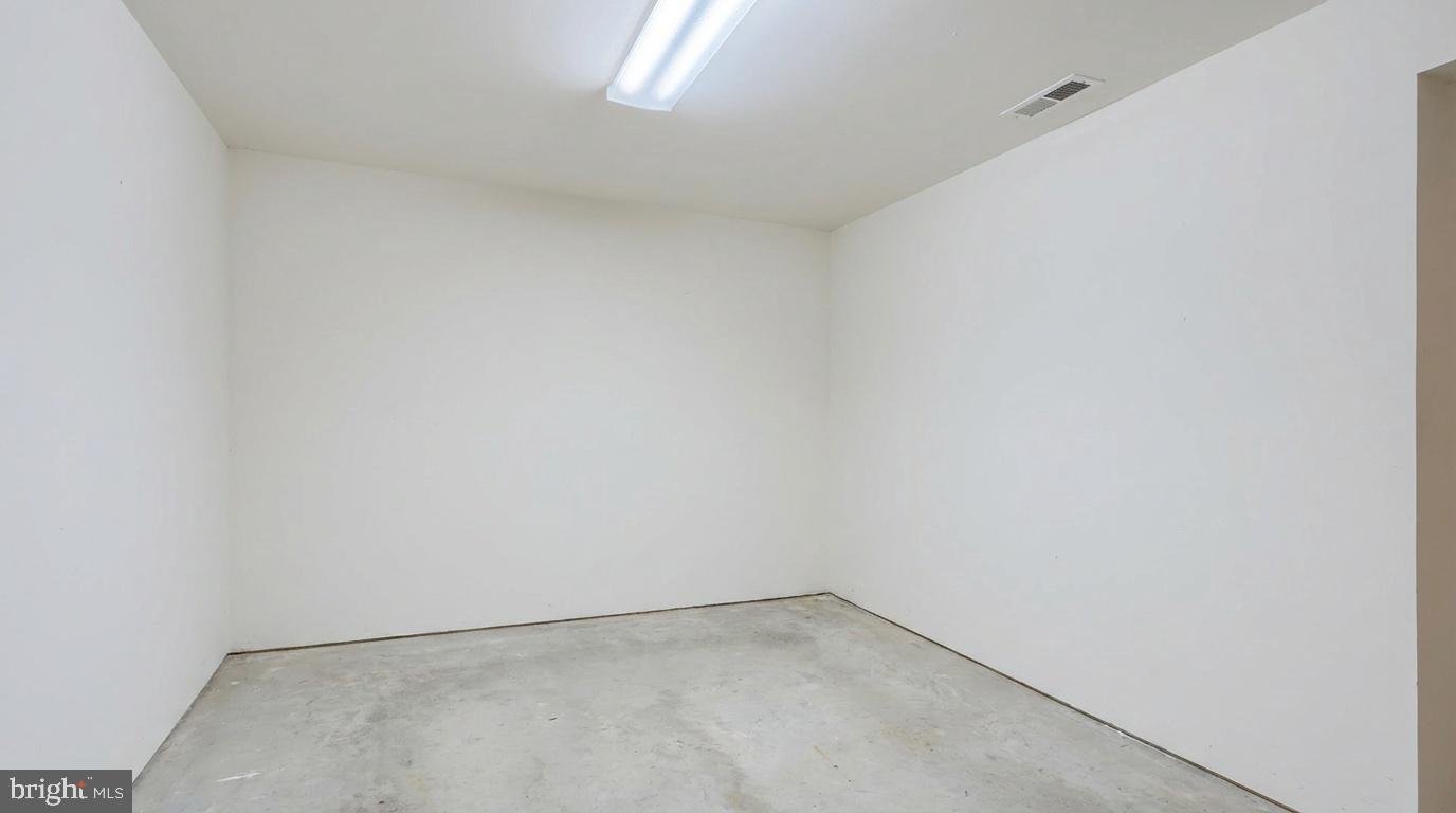 GINGERVILLE WOODS - Residential