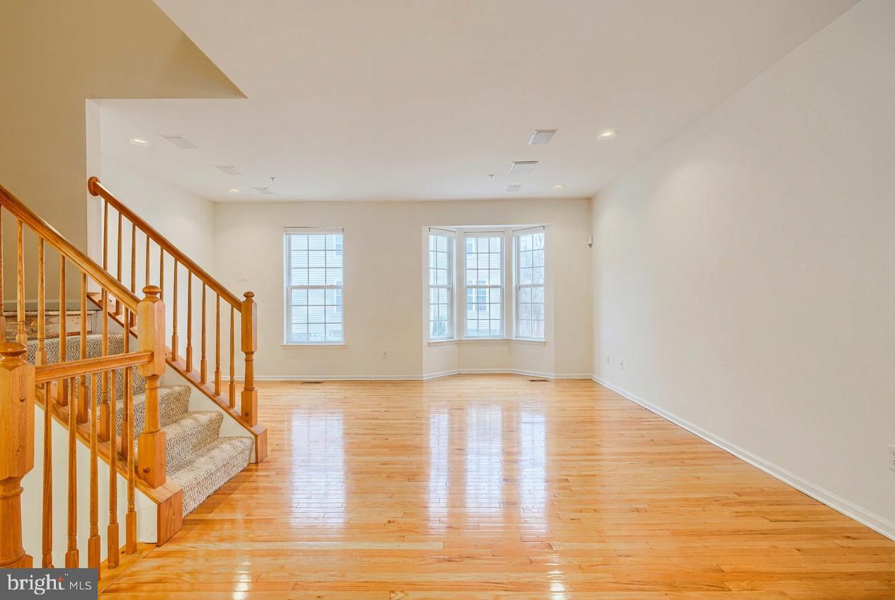 GINGERVILLE WOODS - Residential