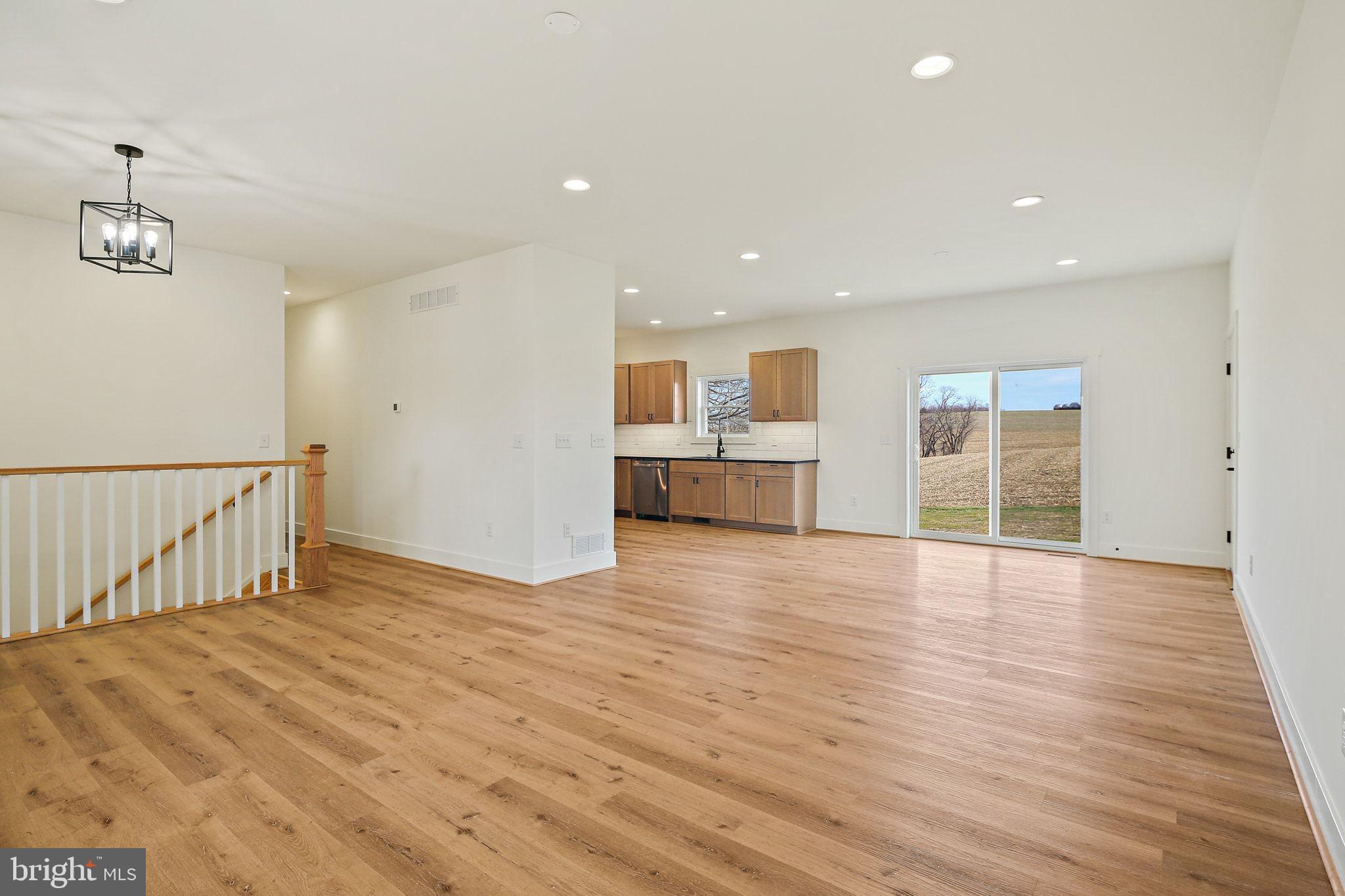 SNYDER CORNER - Residential