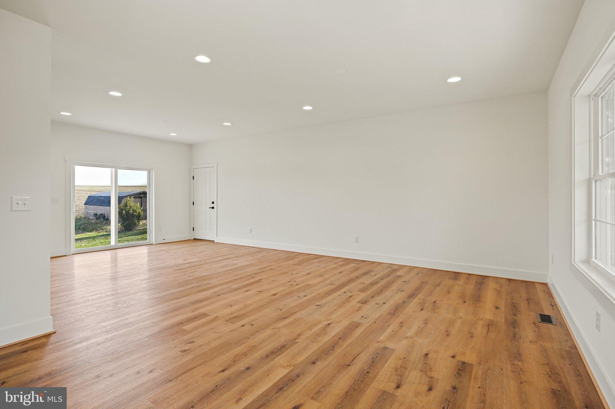 SNYDER CORNER - Residential