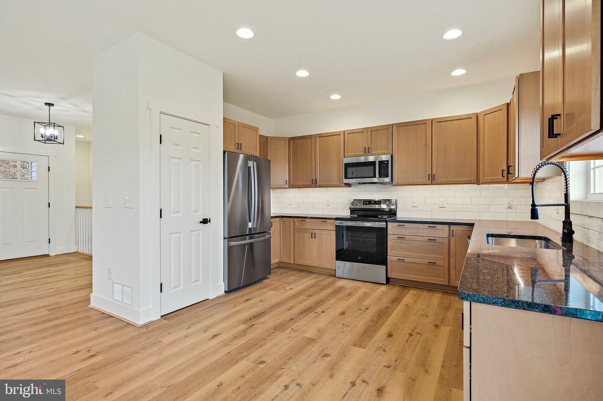 SNYDER CORNER - Residential