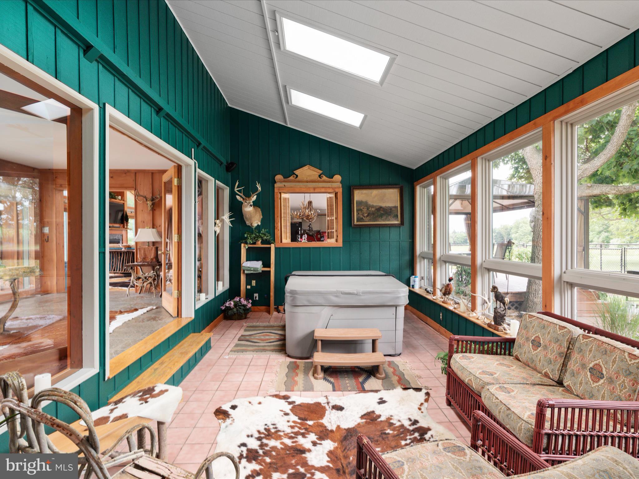 MEADOW SPRING FARM - Residential