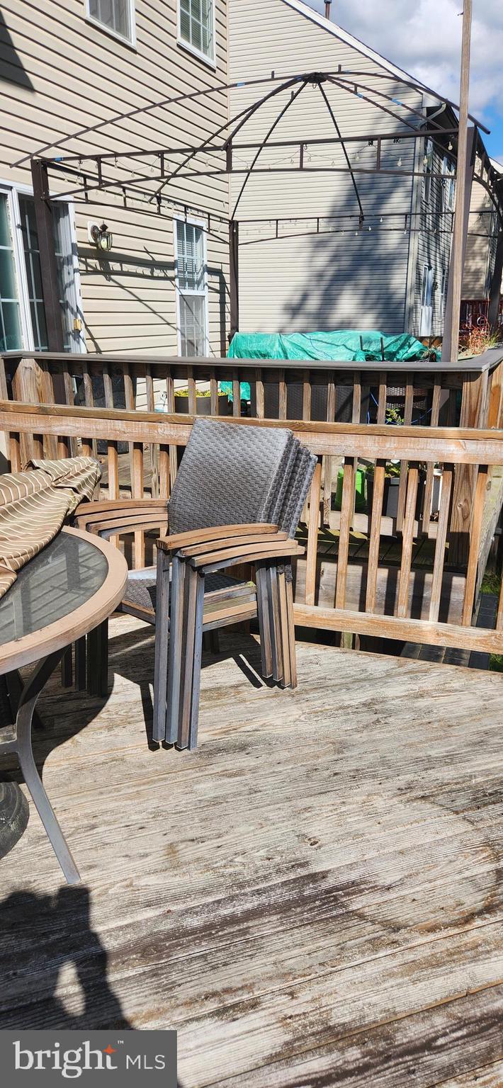 DEER RUN - Residential