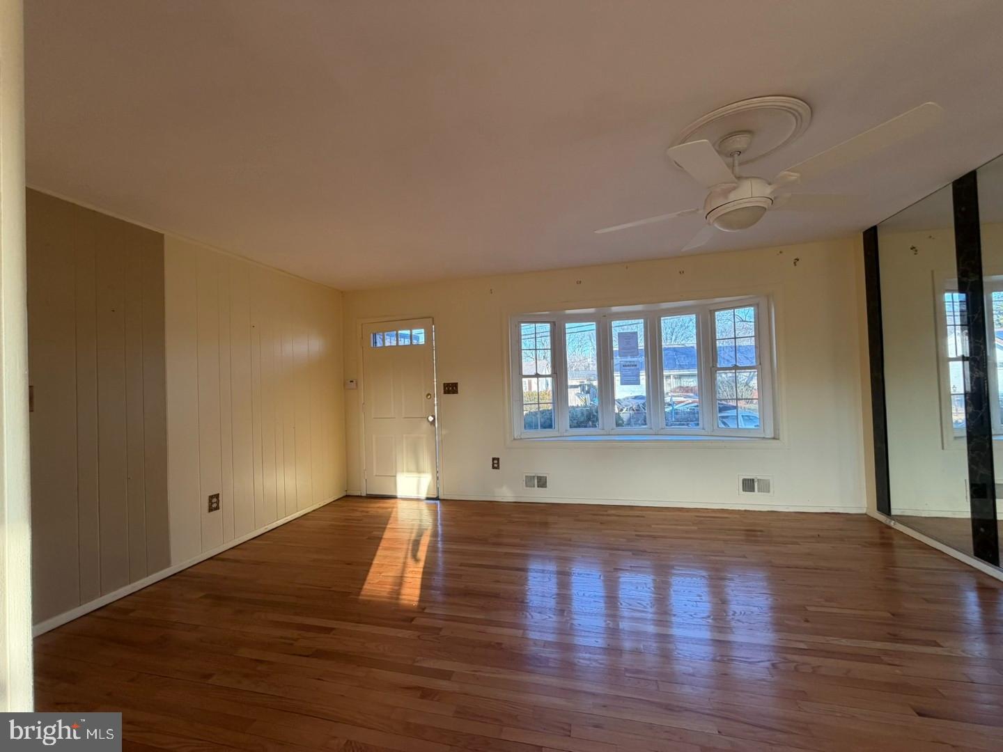 HOLLY SPRINGS - Residential