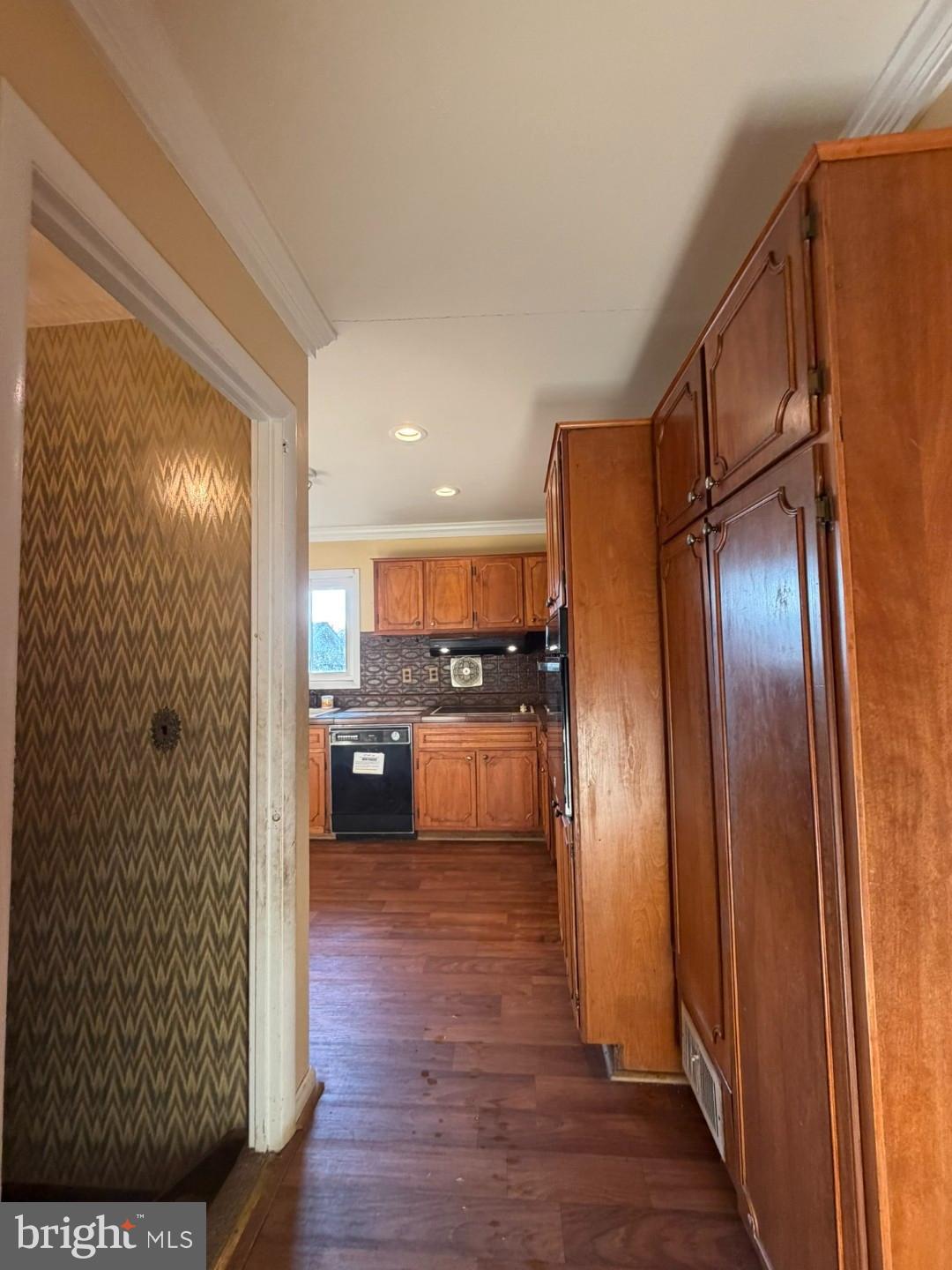 HOLLY SPRINGS - Residential