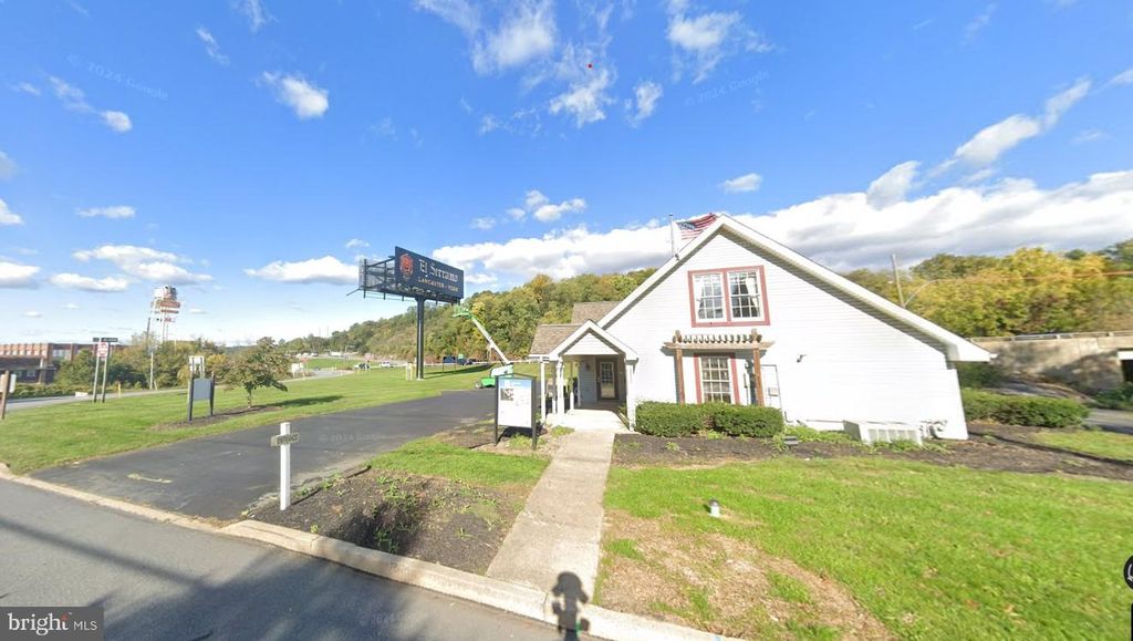 Photo of 445 Linden Street, COLUMBIA, PA 17512 (MLS # PALA2060494)