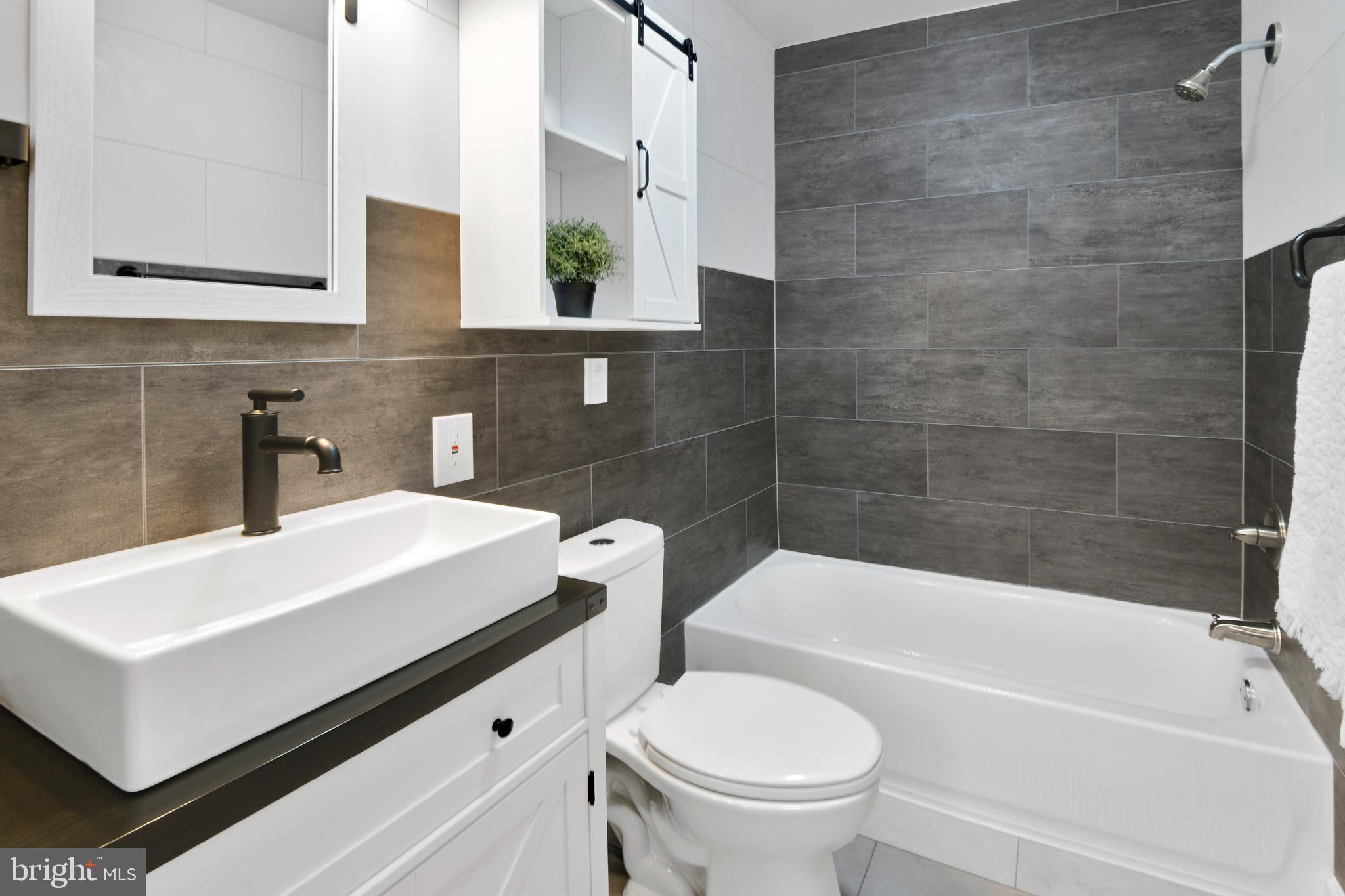 DOWNTOWN FREDERICK - Residential