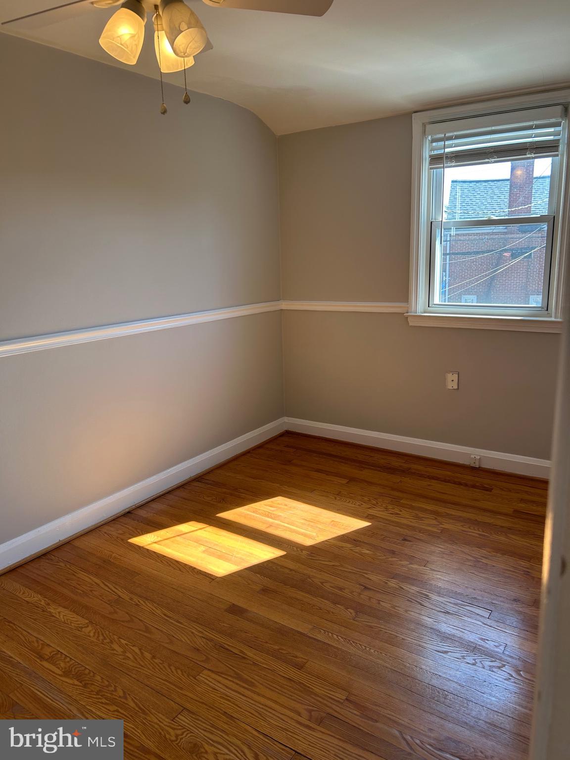 KNETTISHALL - Residential