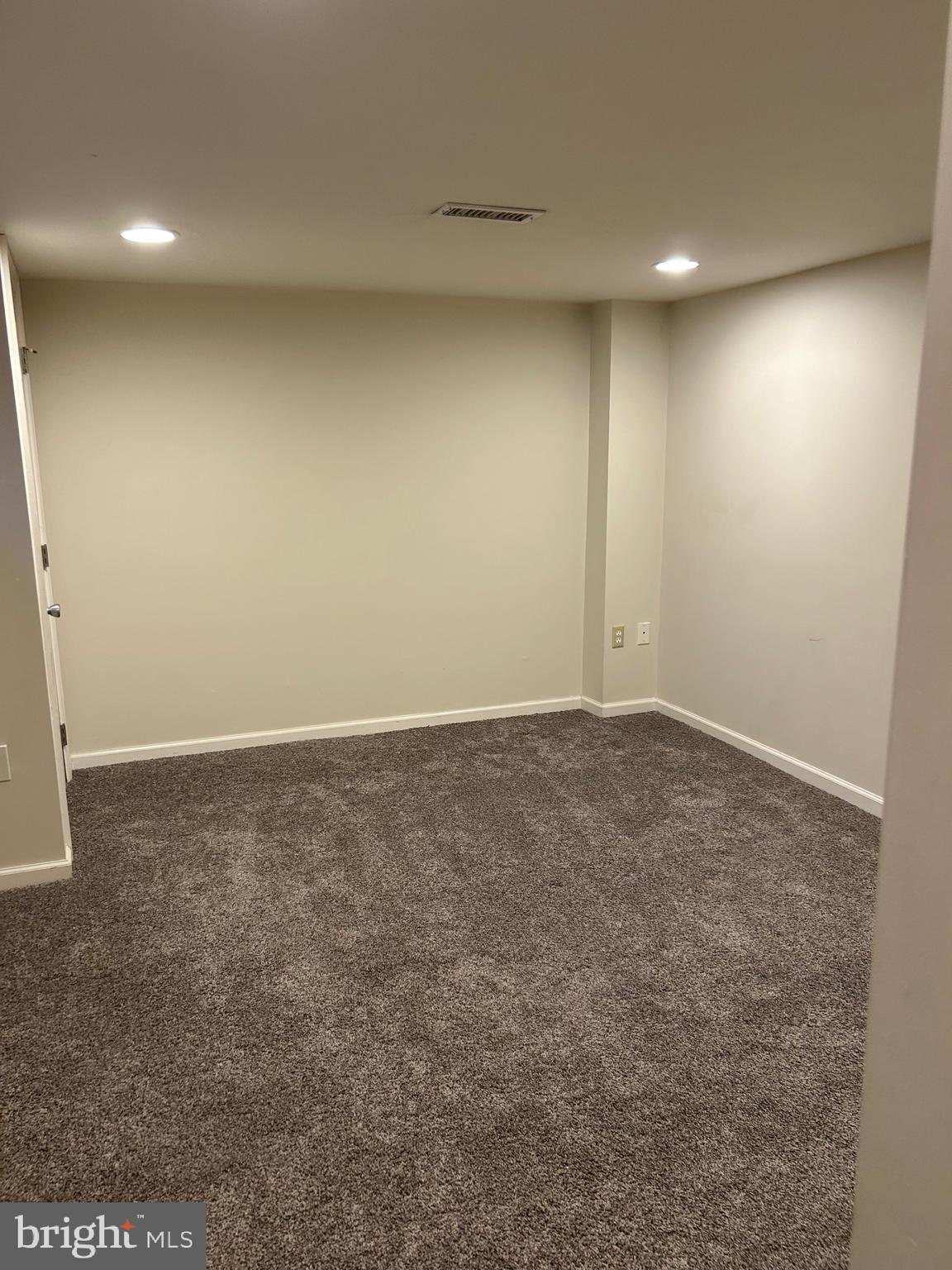 KNETTISHALL - Residential