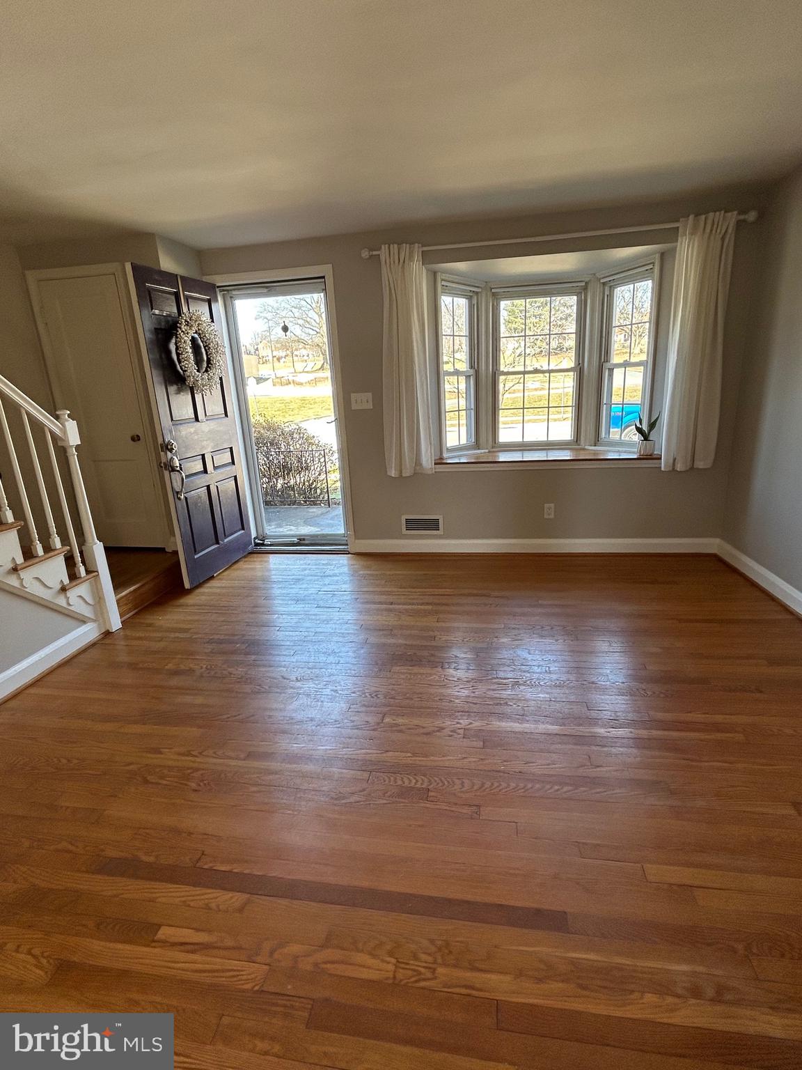 8415 PLEASANT PLAINS