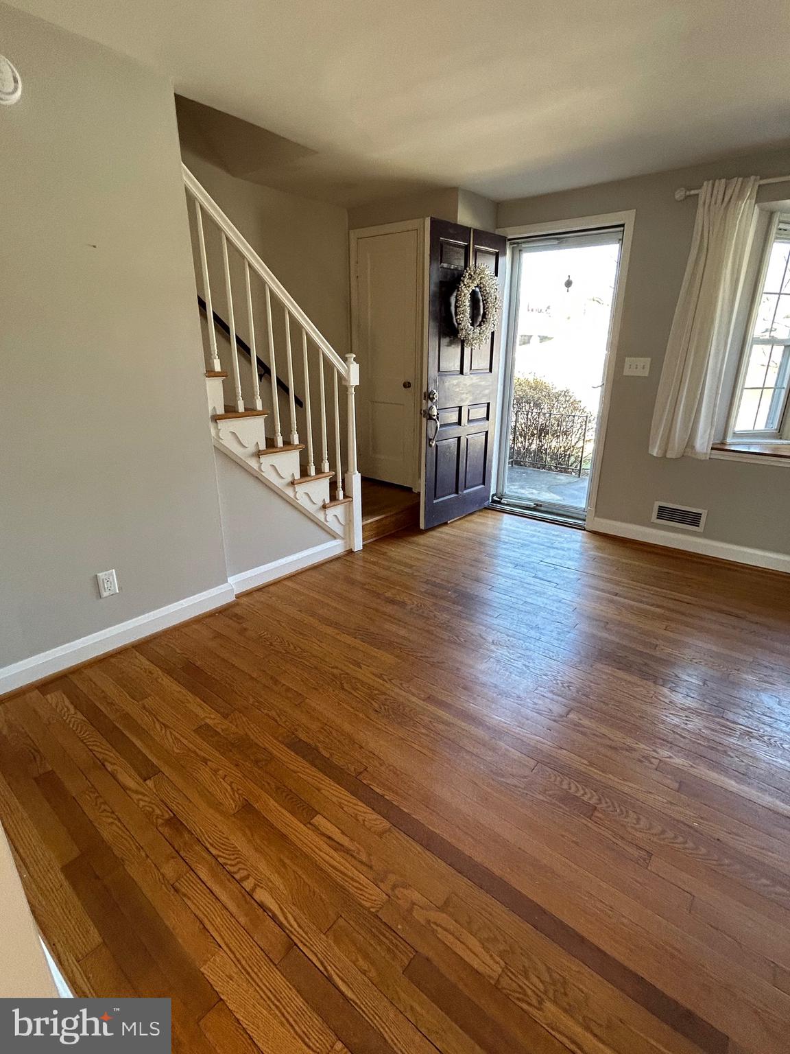 8415 PLEASANT PLAINS