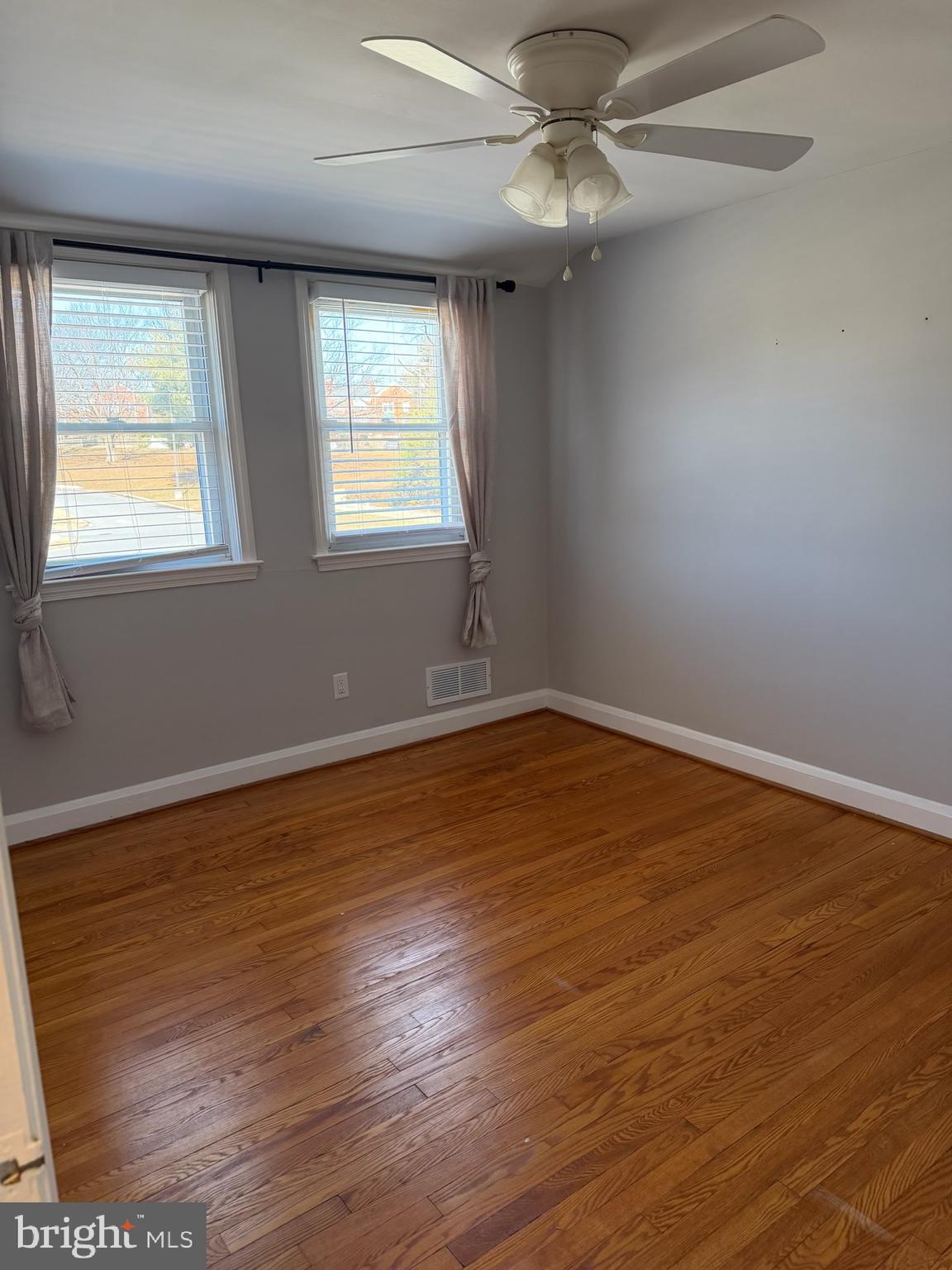 KNETTISHALL - Residential