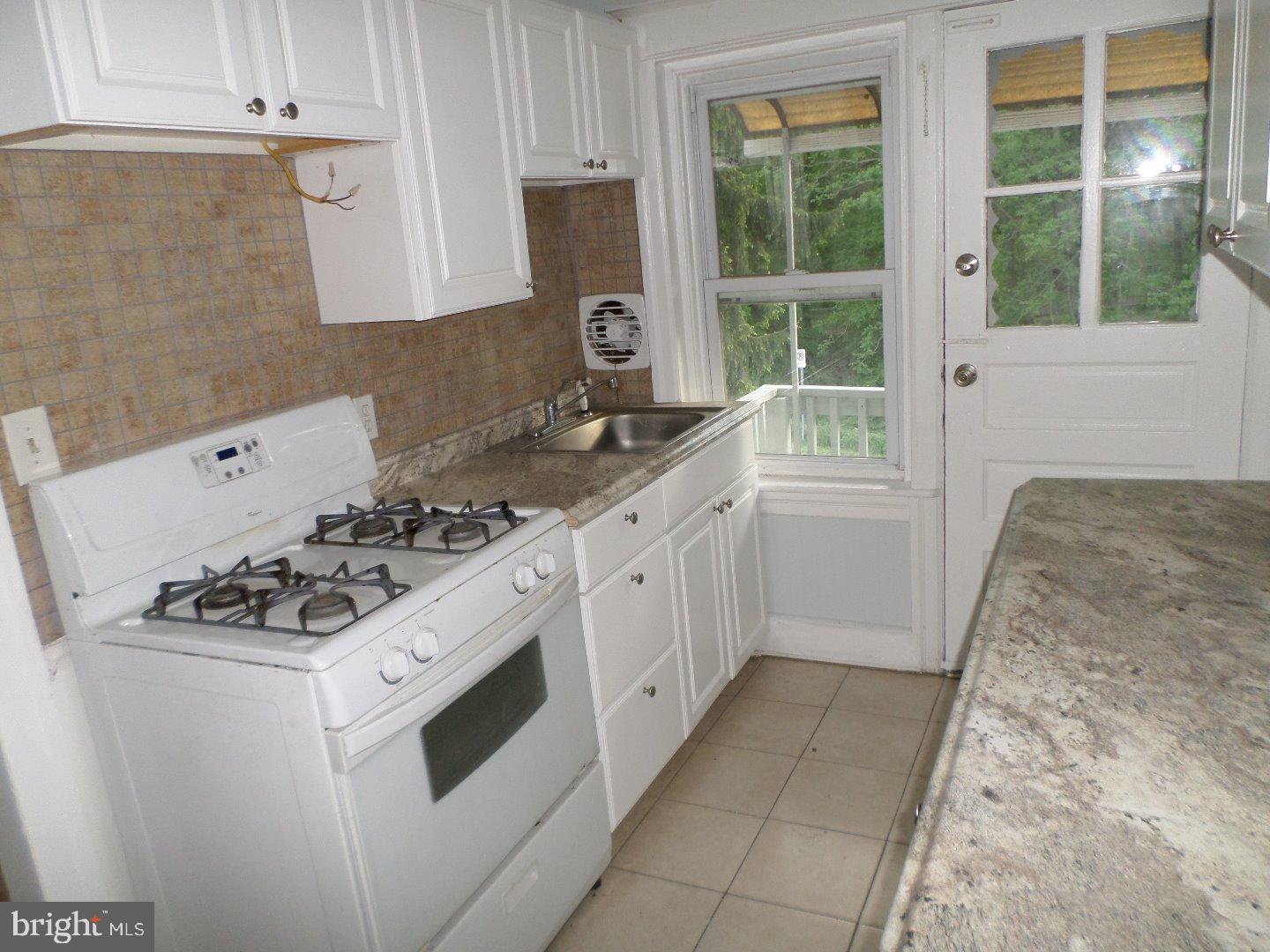 ELKINS PARK - Residential