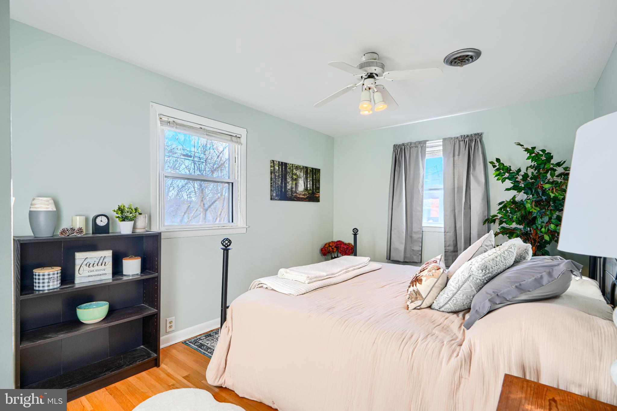 HARWOOD MANOR - Residential