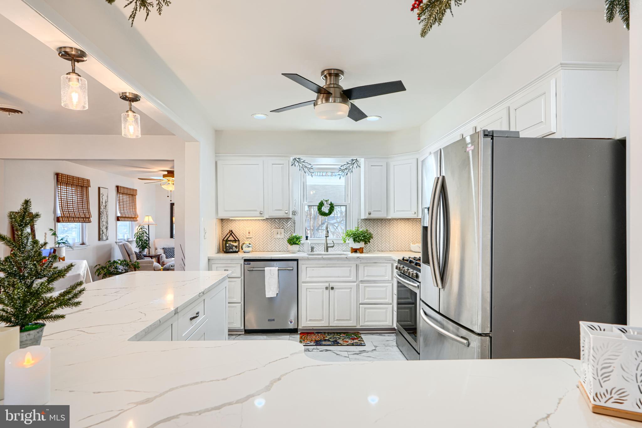 HARWOOD MANOR - Residential