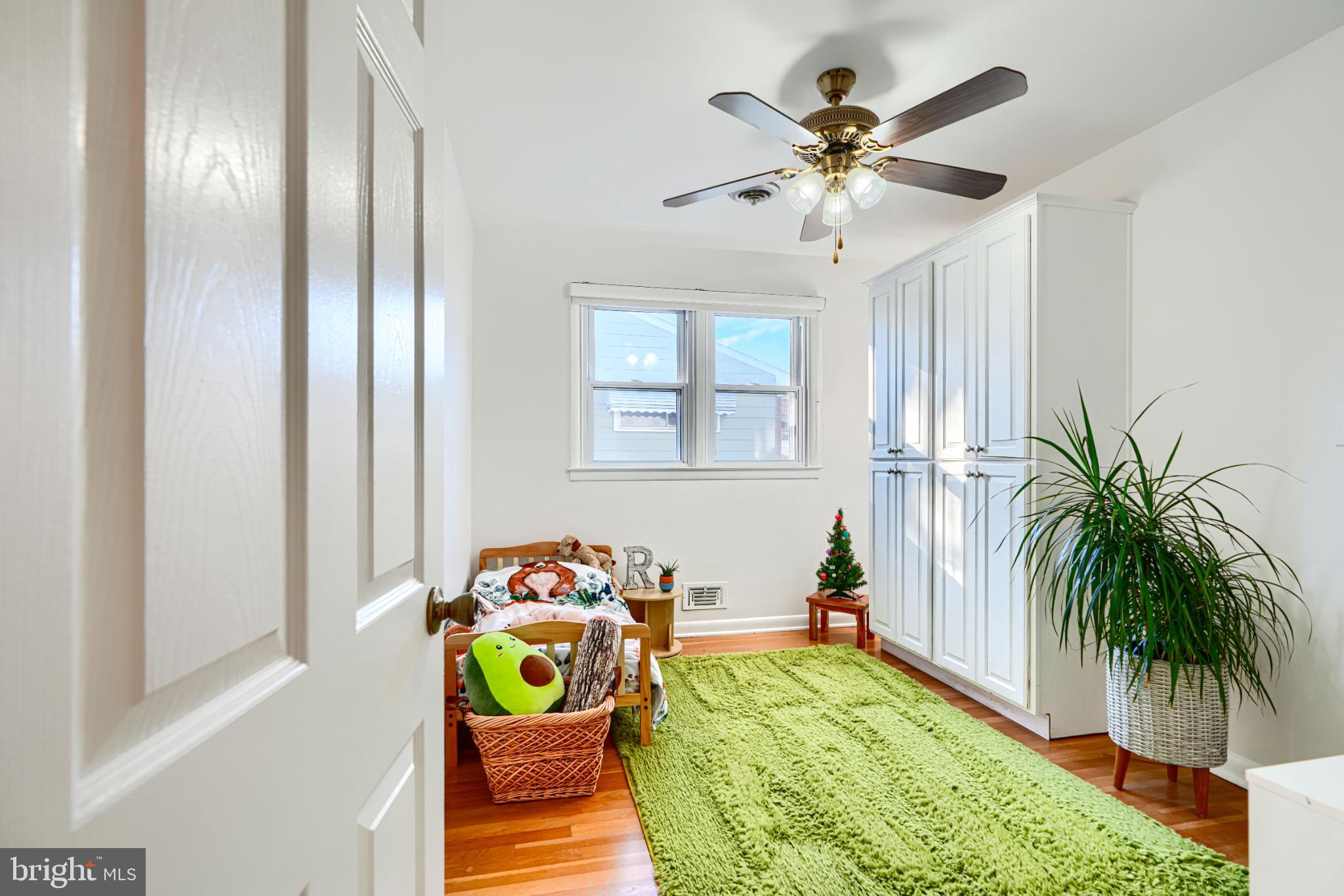 HARWOOD MANOR - Residential