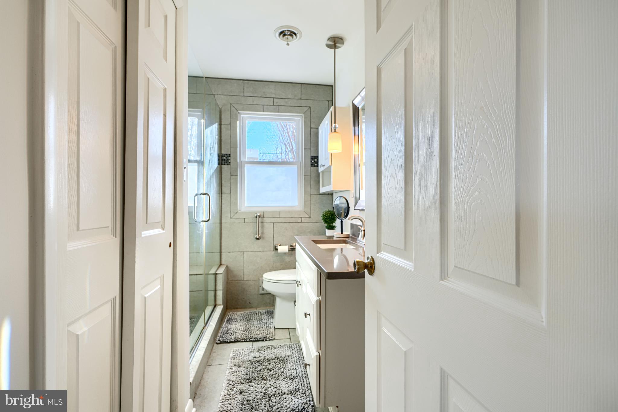 HARWOOD MANOR - Residential