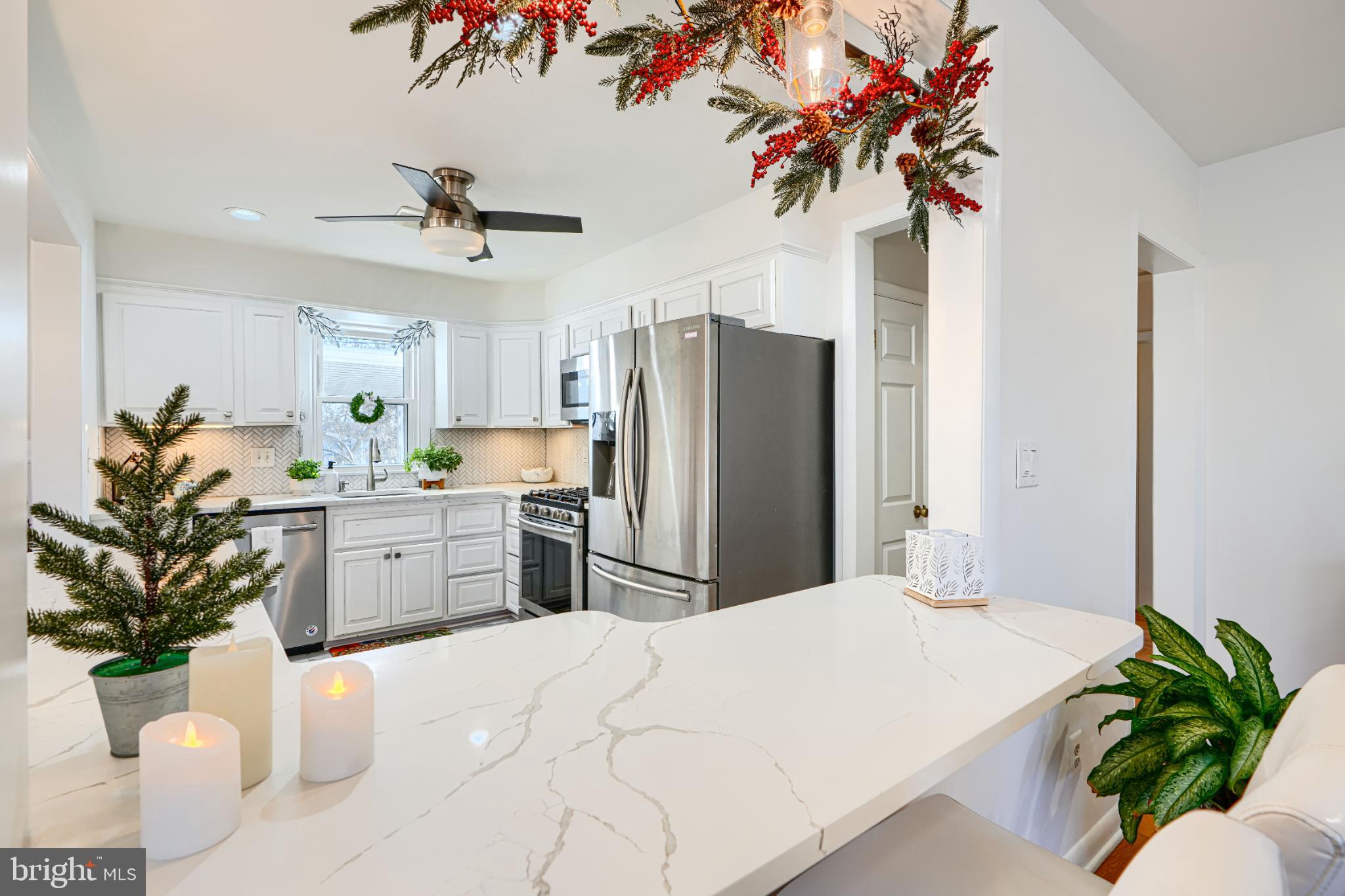 HARWOOD MANOR - Residential