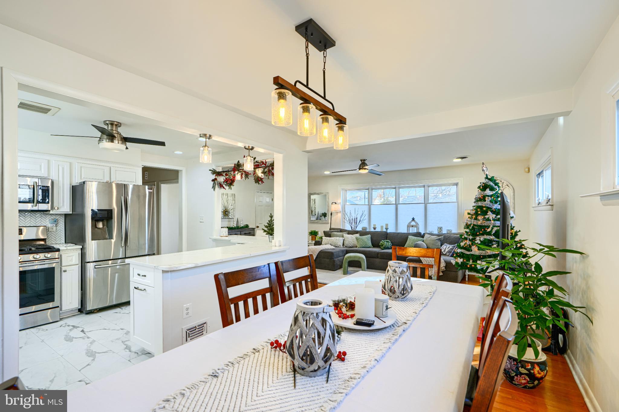 HARWOOD MANOR - Residential